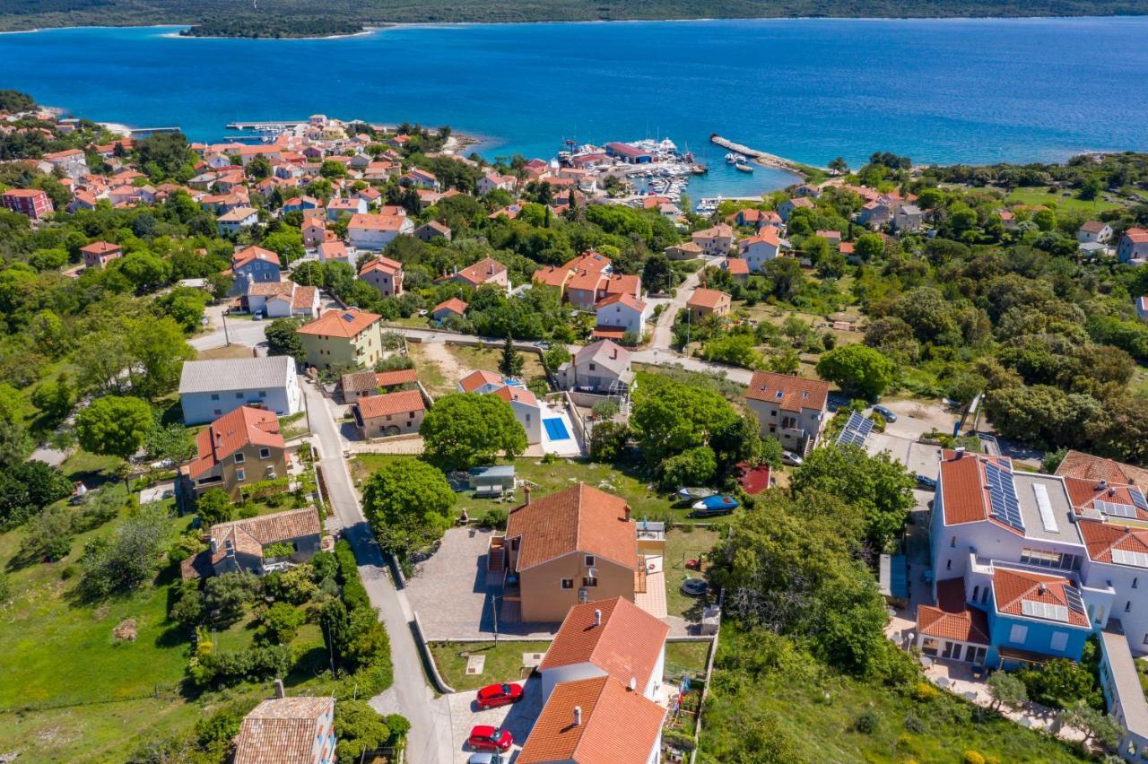 נזרין Apartments Marina Veskovic מראה חיצוני תמונה