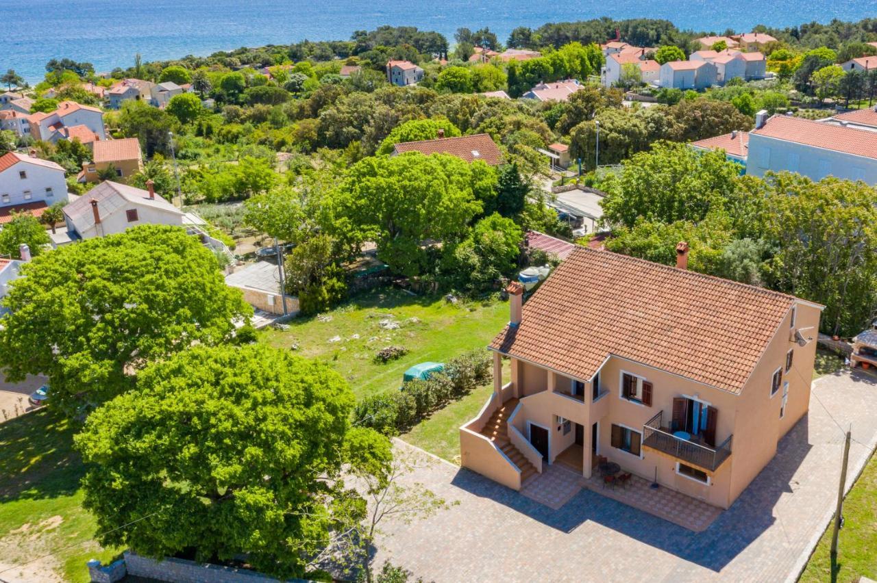 נזרין Apartments Marina Veskovic מראה חיצוני תמונה