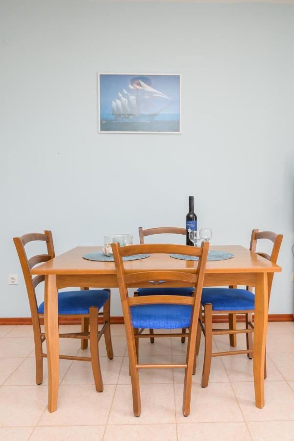 נזרין Apartments Marina Veskovic מראה חיצוני תמונה
